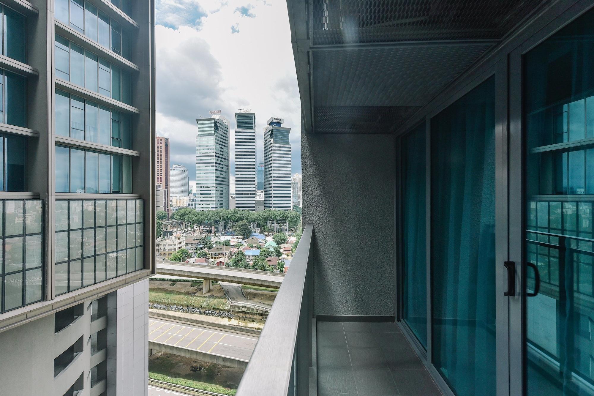 Summer Suites Residences By Subhome Kuala Lumpur Esterno foto
